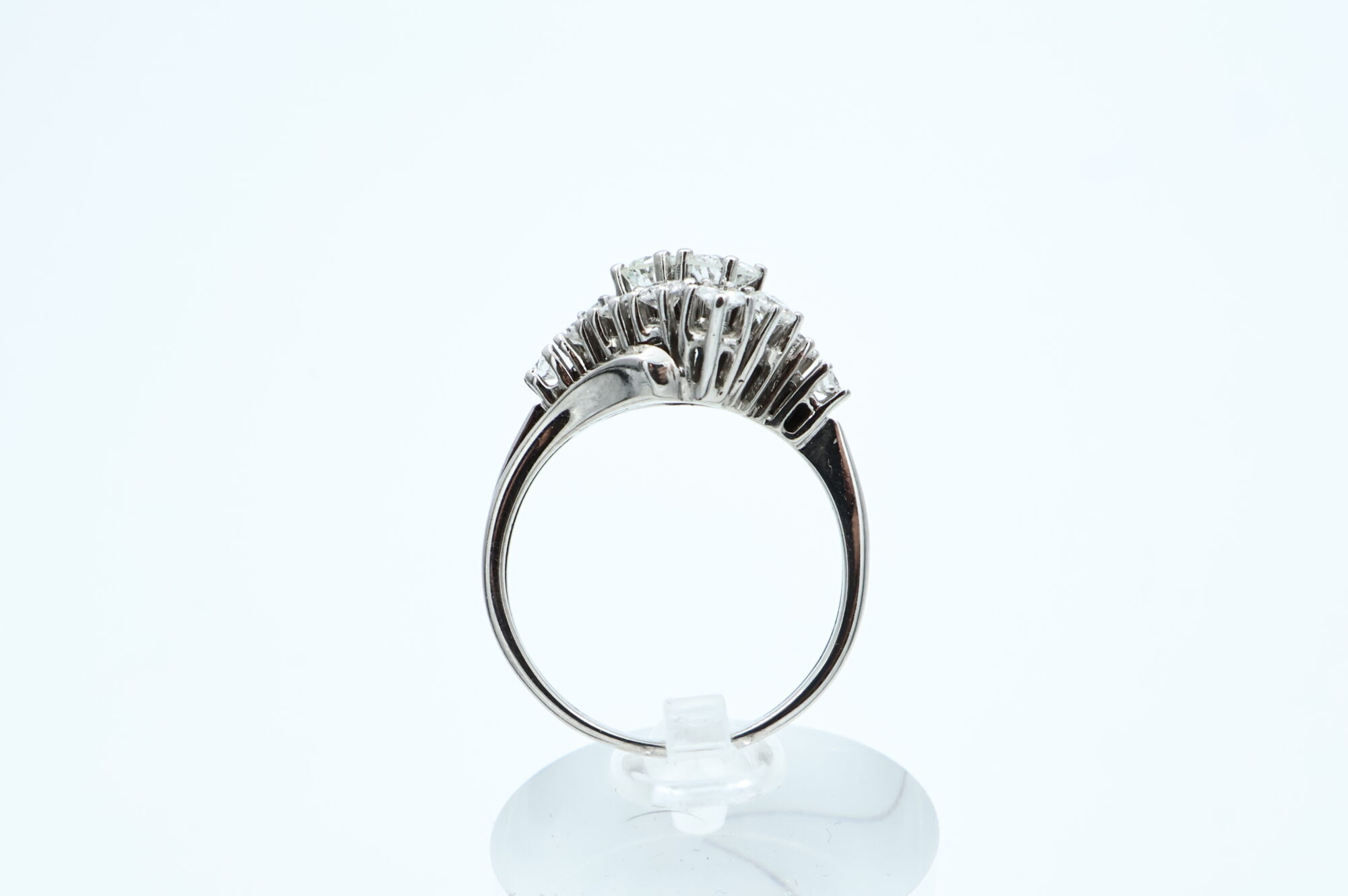 Ring i hvitt gull med diamanter - Bilde 3