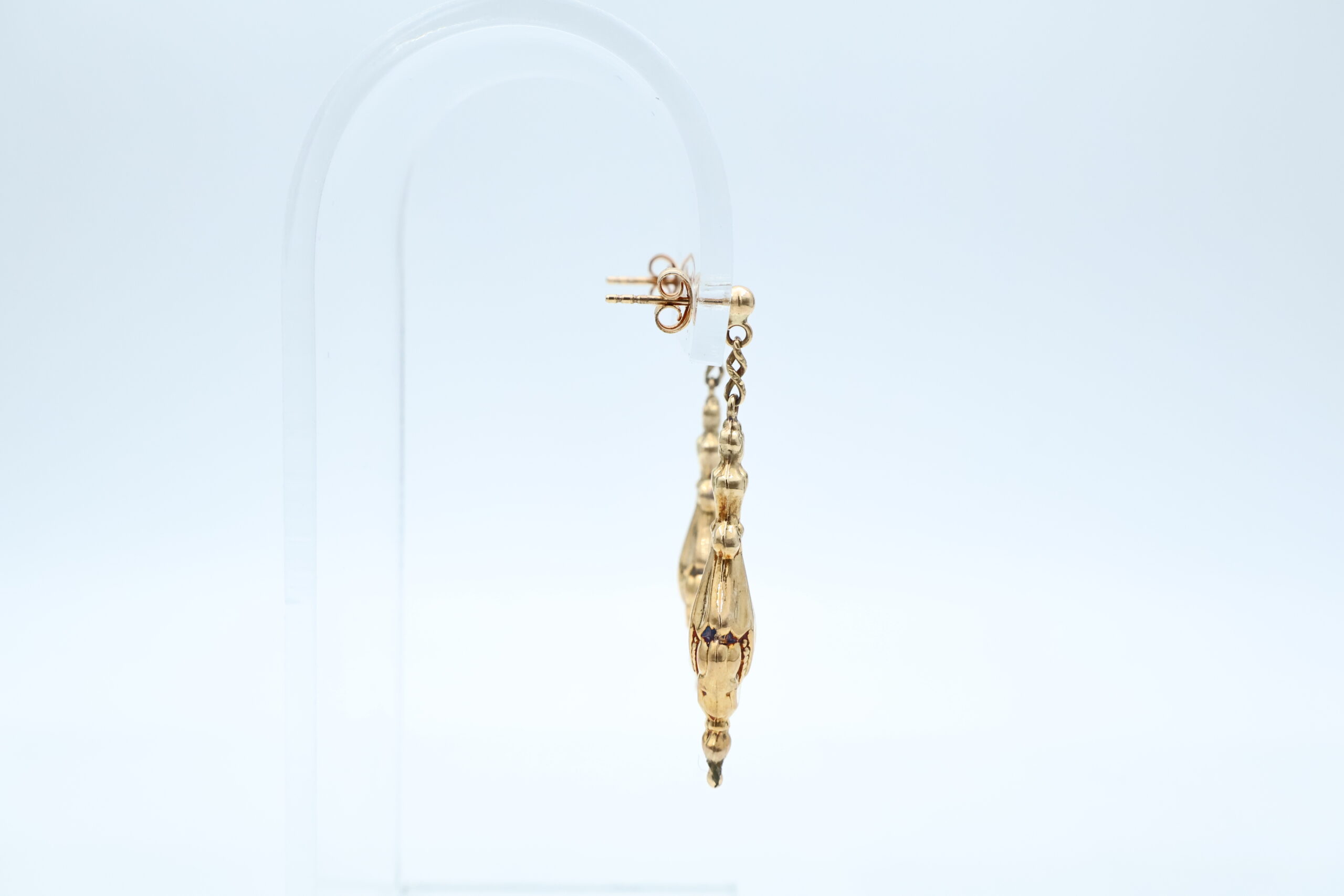 IMG_8927 Ørepynt i gult gull - Bilde 3