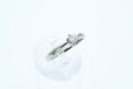 Ring i hvitt gull med diamant
