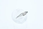 Ring i hvitt gull med diamant