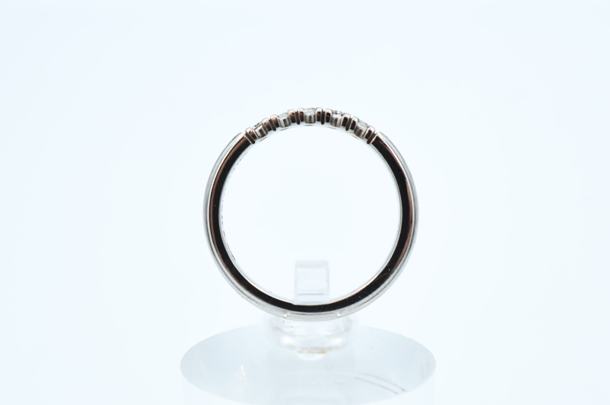 Ring i hvitt gull med diamanter - Bilde 3