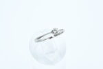 Ring i hvitt gull med diamant