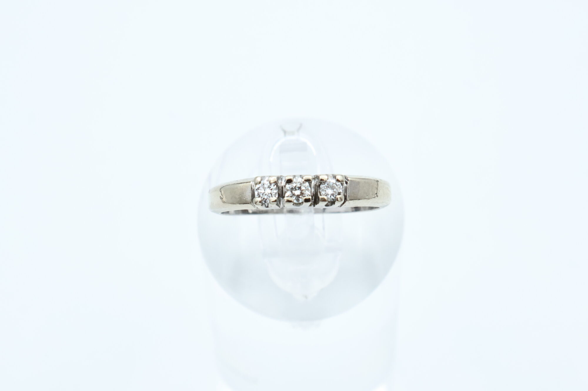 Ring i hvitt gull med diamanter - Bilde 2