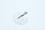 Ring i hvitt gull med diamant