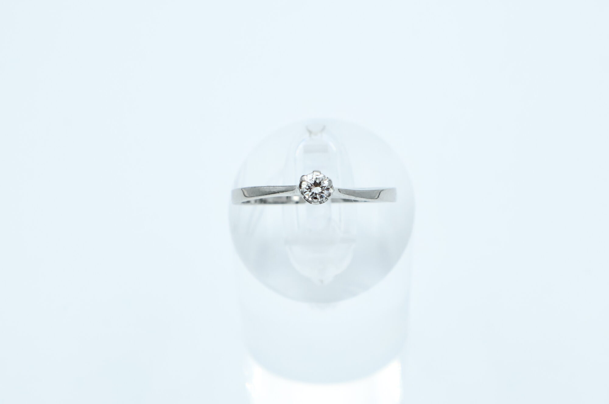 Ring i hvitt gull med diamant - Bilde 2
