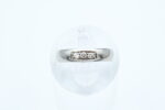 Ring i hvitt gull med diamanter - Bilde 2