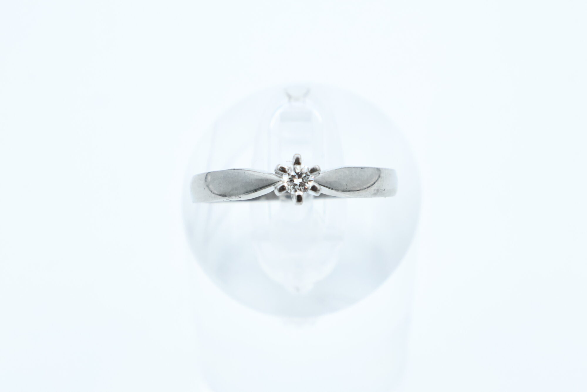 Ring i hvitt gull med diamant - Bilde 2