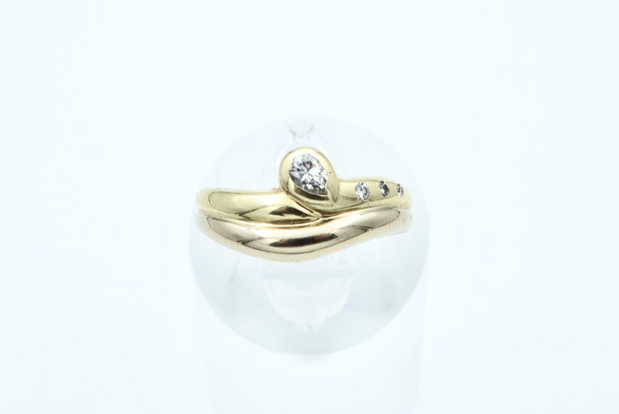 Ring i flerfarget gull med diamanter - Bilde 2