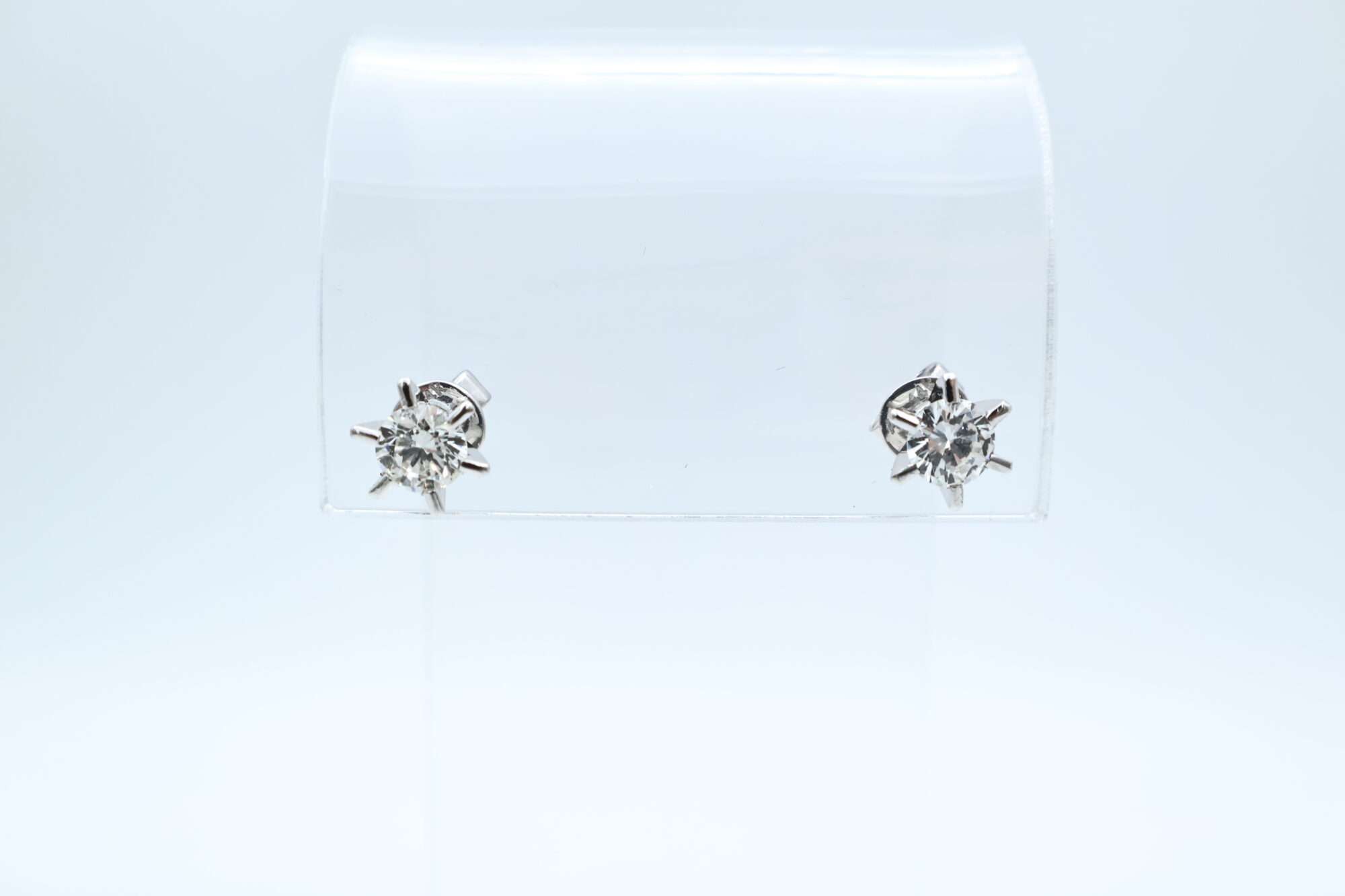 Ørepynt i hvitt gull med diamant (2x0.40ct) - Bilde 2