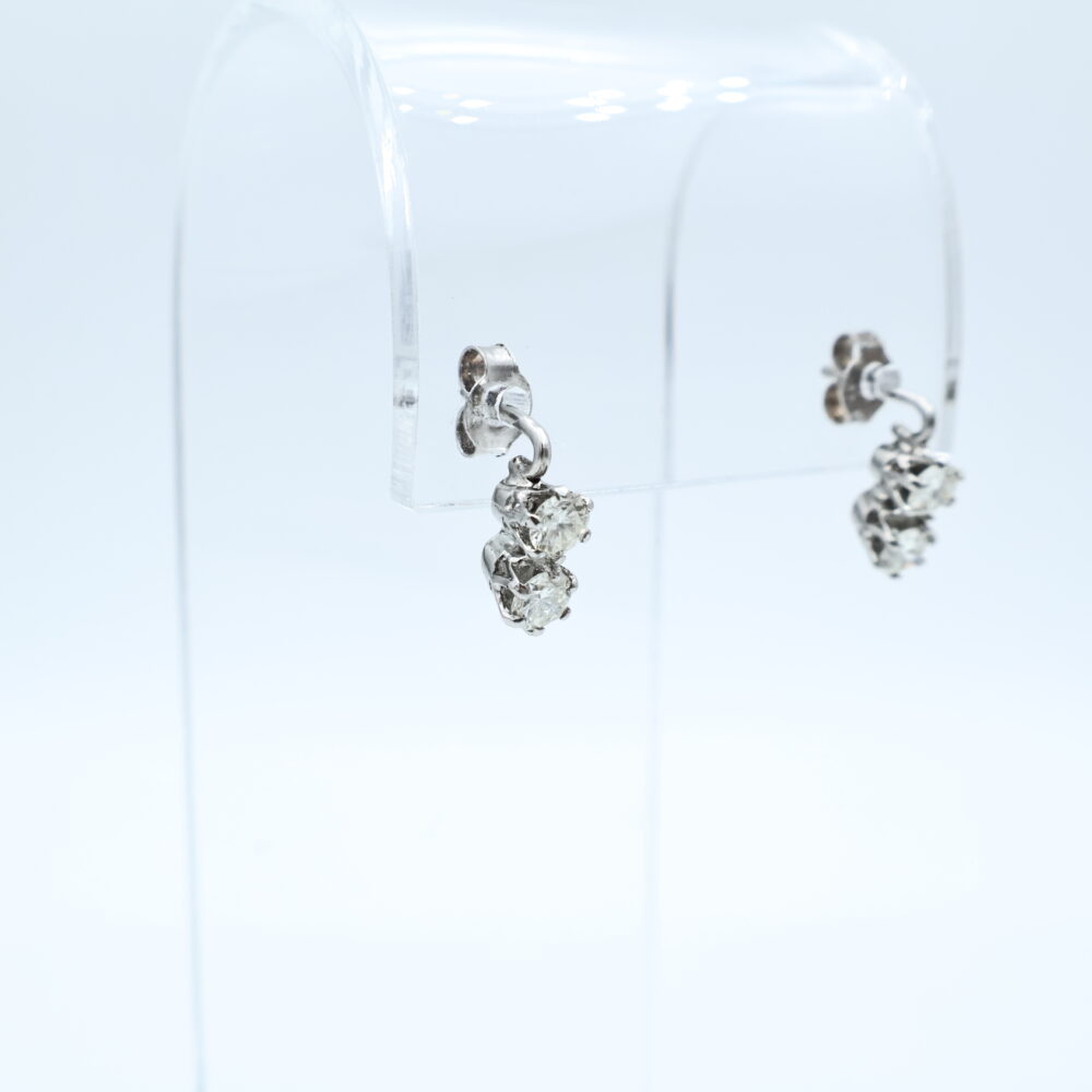 Ørepynt i hvitt gull med diamant (4x0.20ct)