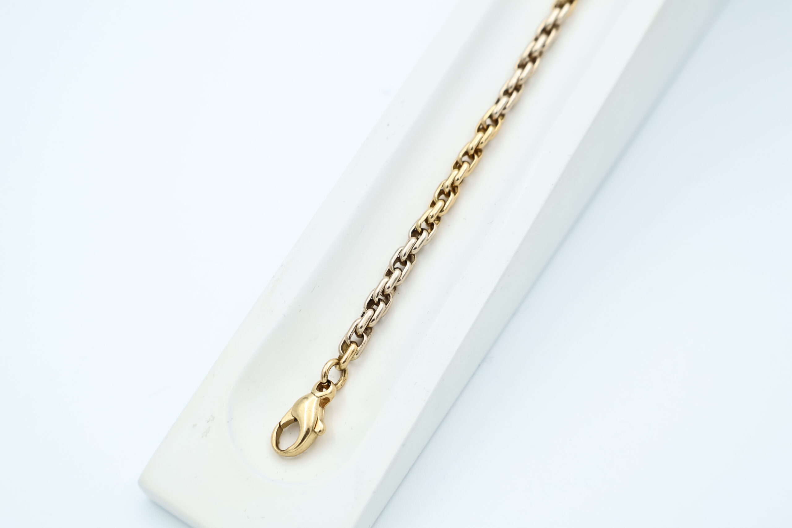 IMG_0205 Armbånd i flerfarget gull - Bilde 1