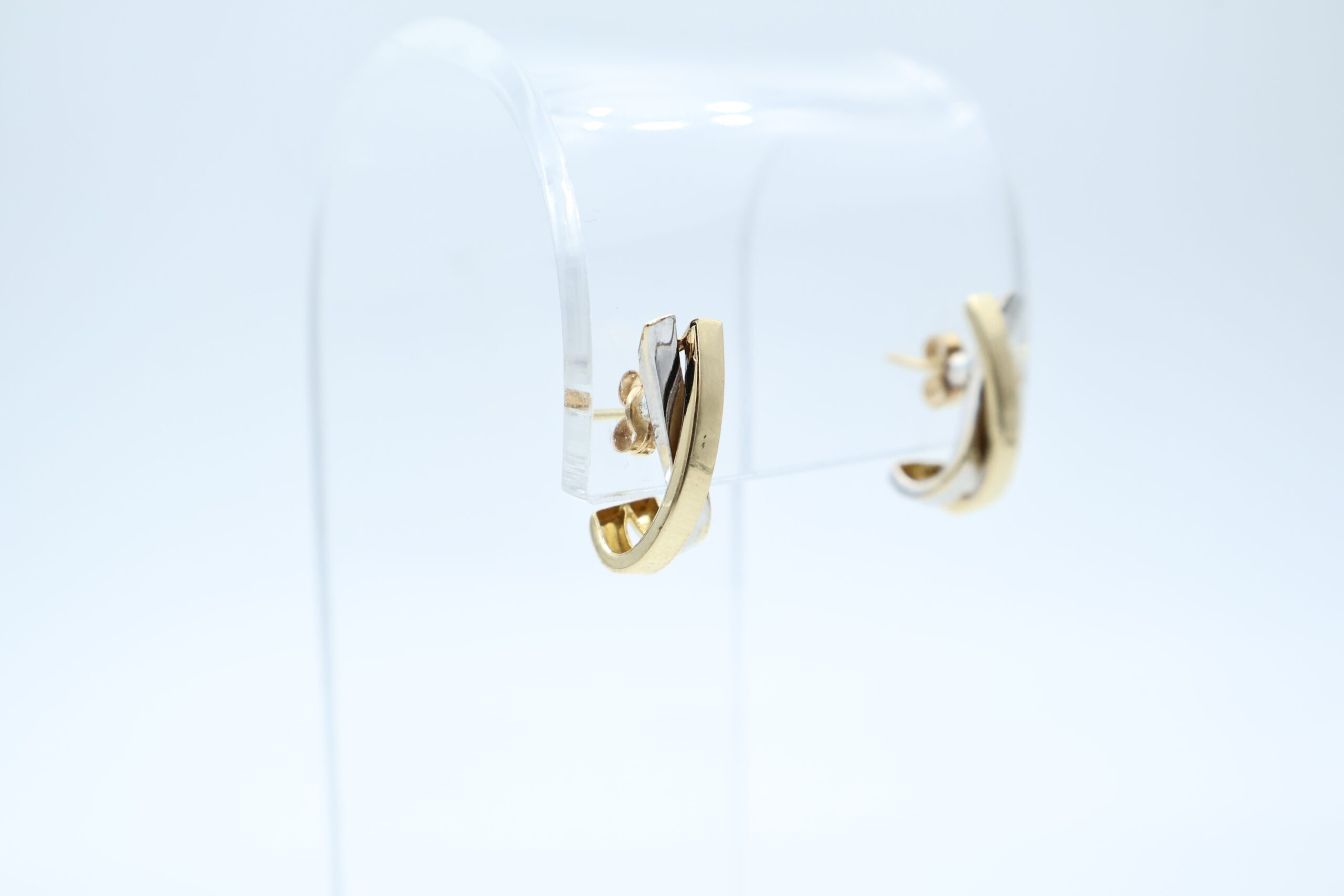 IMG_0220 Ørepynt i gult gull - Bilde 1