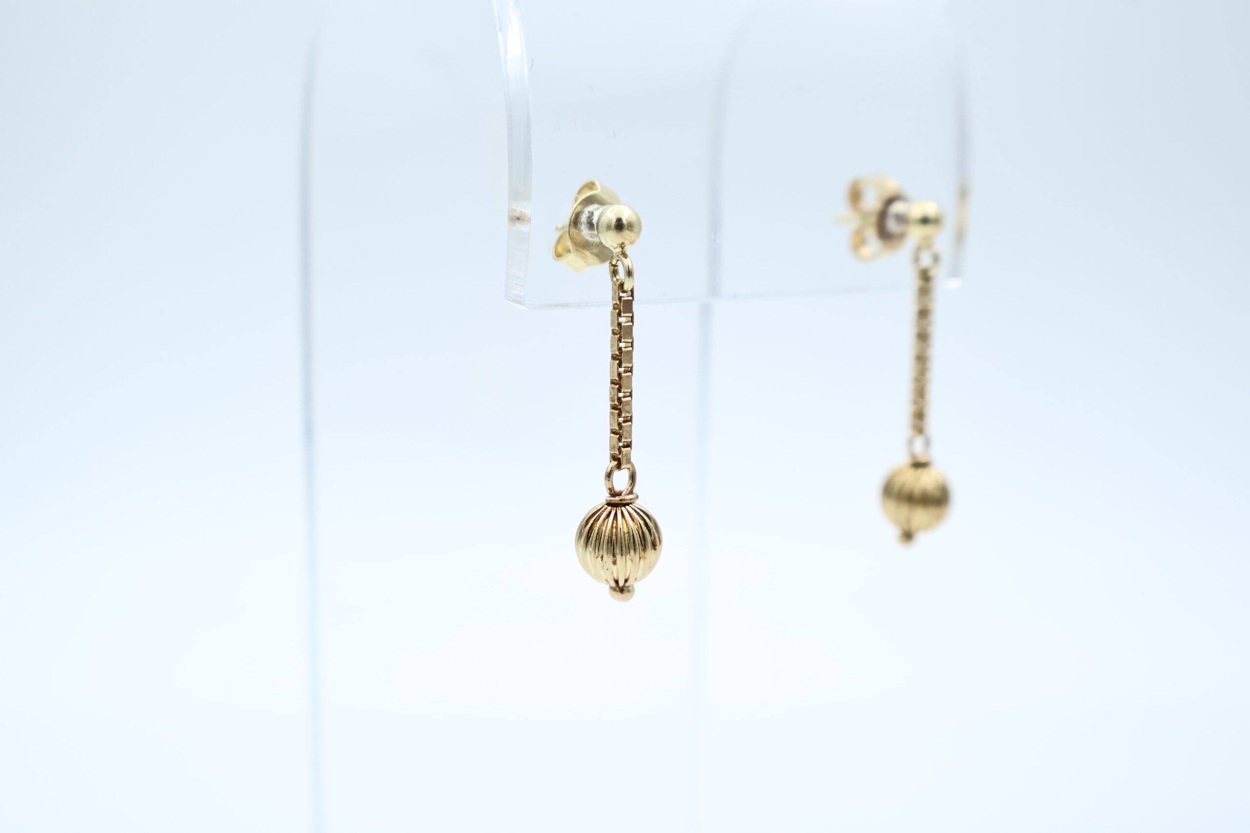 IMG_0406 Ørepynt i gult gull - Bilde 1