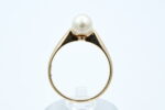 Ring i gult gull med perle - Bilde 3