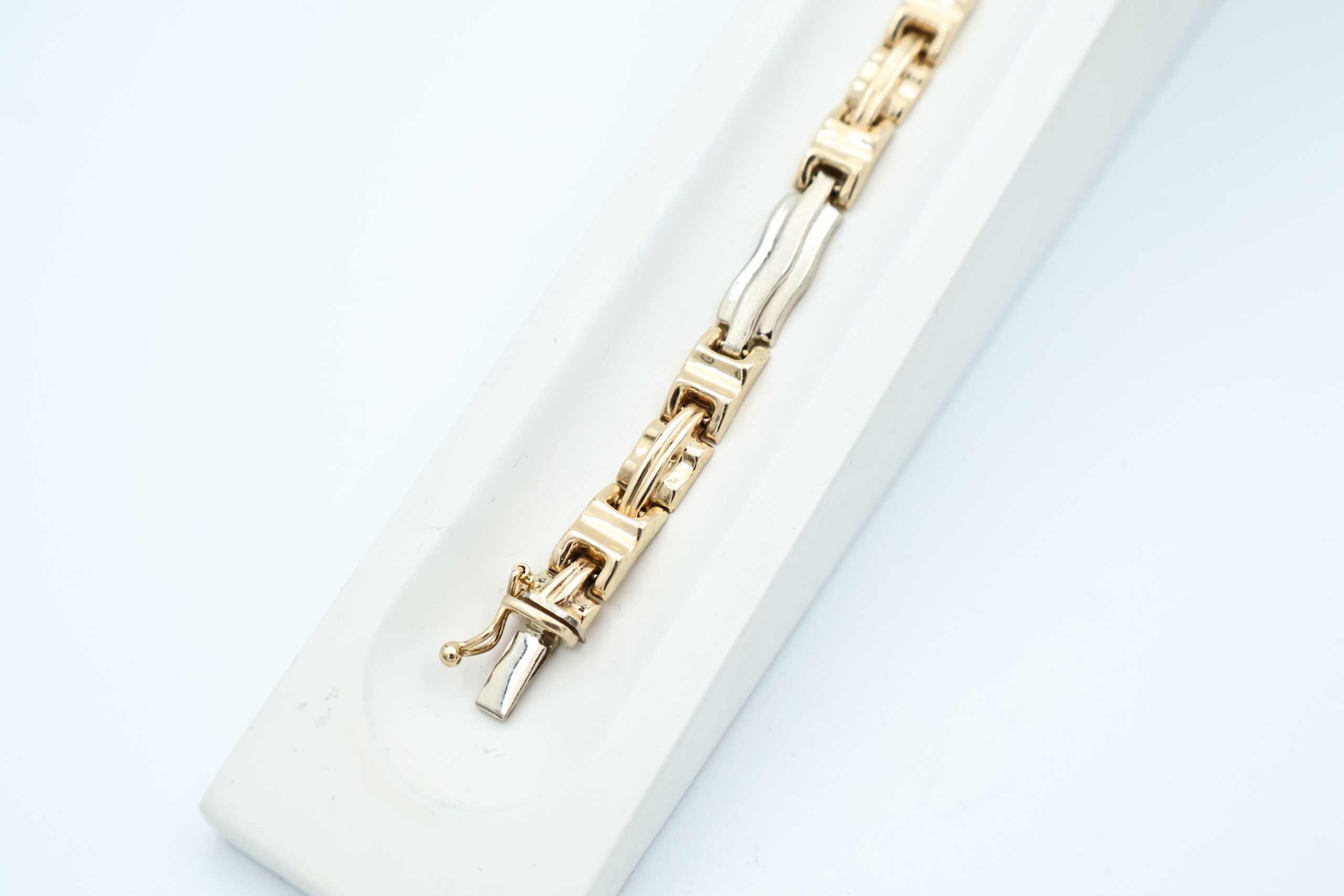 IMG_0926 Armbånd i flerfarget gull - Bilde 1