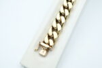 Armbånd i gult gull