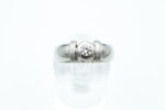 Ring i hvitt gull med diamant - Bilde 2