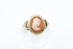 Ring i gult gull med came - Bilde 2