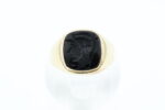 Ring i gult gull med onyx - Bilde 2