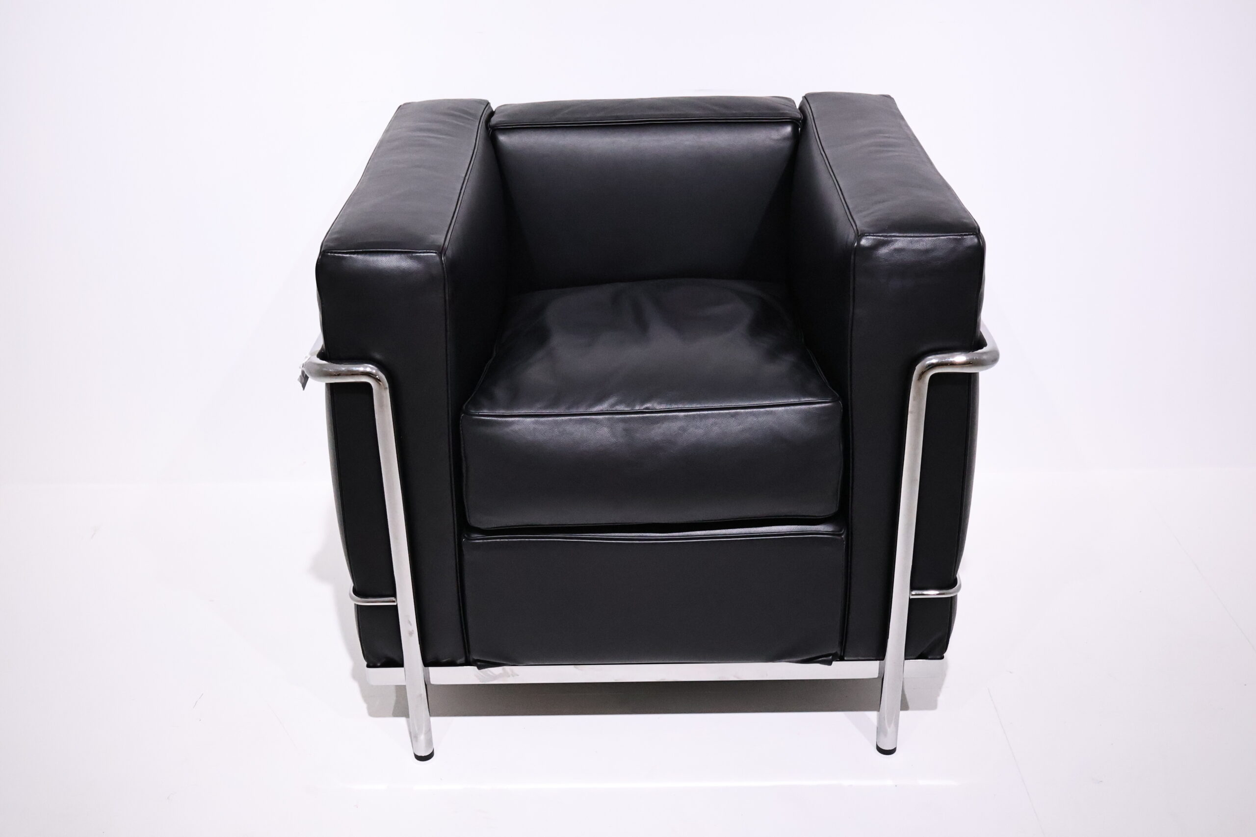 IMG_4109 (266) Le Corbusier stol B:110cm - Bilde 1