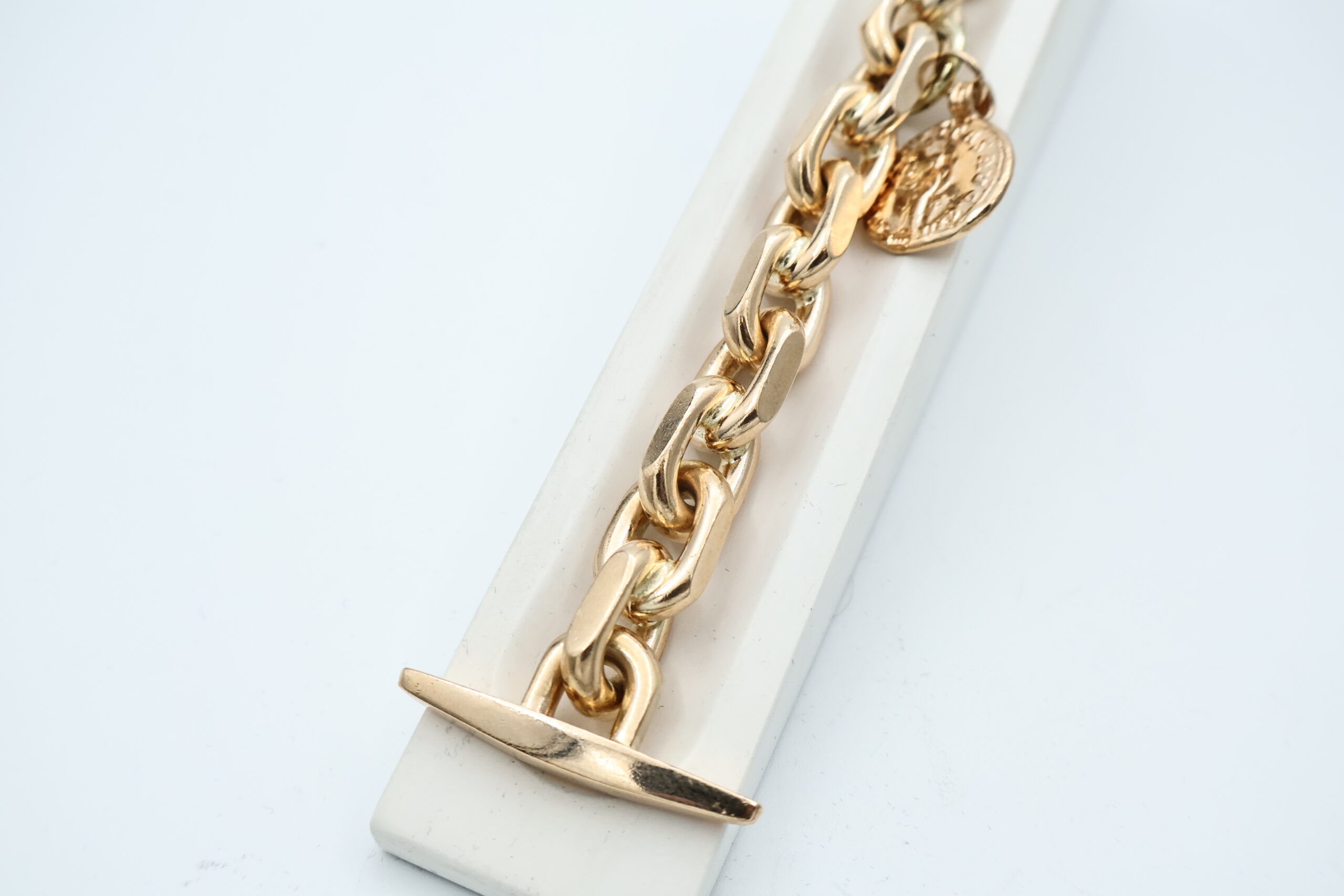 IMG_4177 (272) 14K gull armbånd, BNH lengde 21.5cm (126.6gr) - Bilde 1