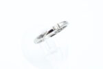 Ring i hvitt gull med diamant